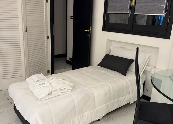 Le Due Torri Apartment *